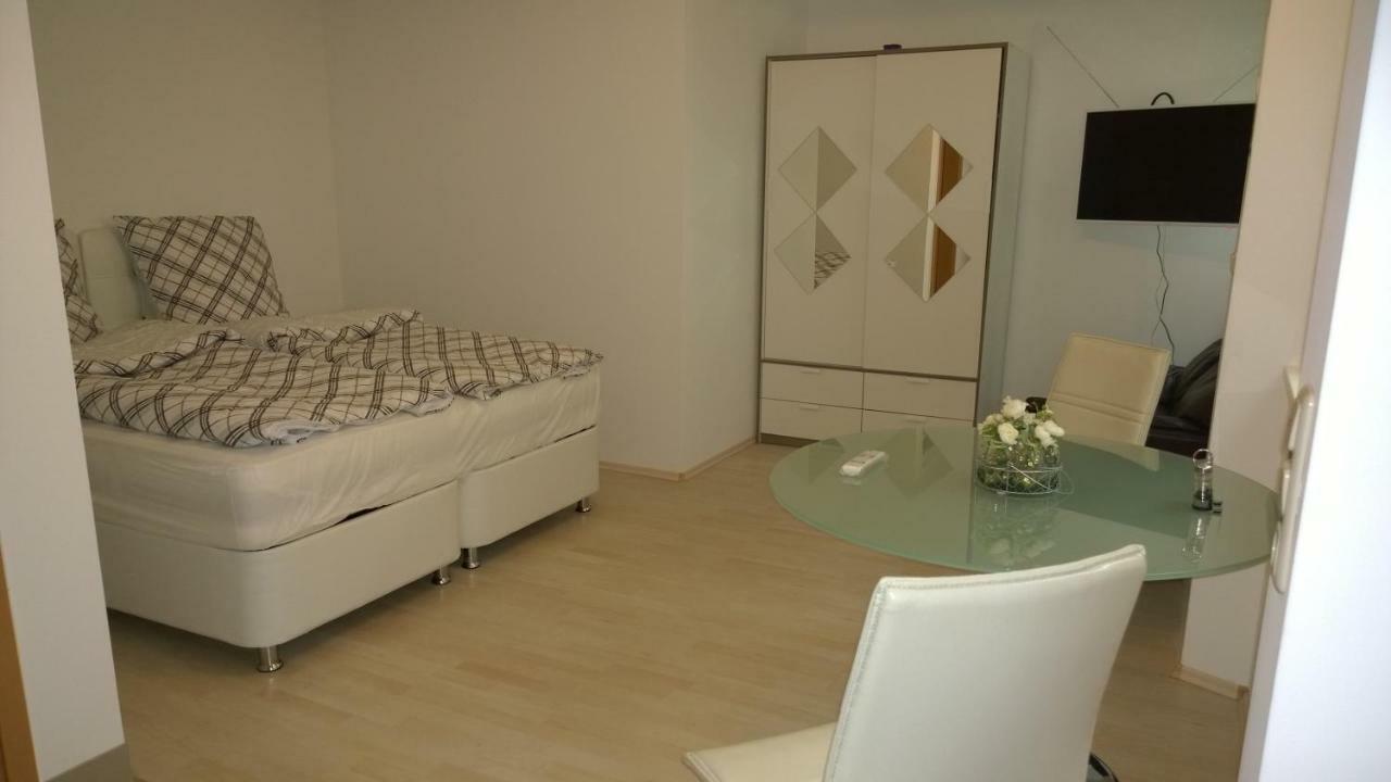 ויסבאדן Pensionsappartments Blitz מראה חיצוני תמונה